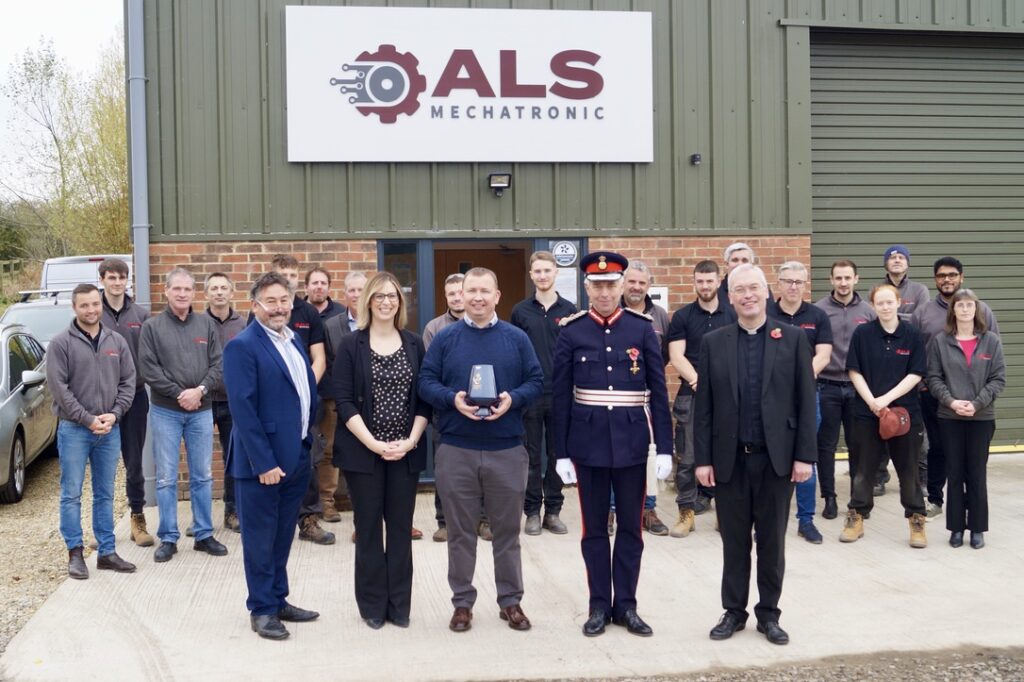Team ALS Mechatronic - presentation of Queen's Award for Enterprise